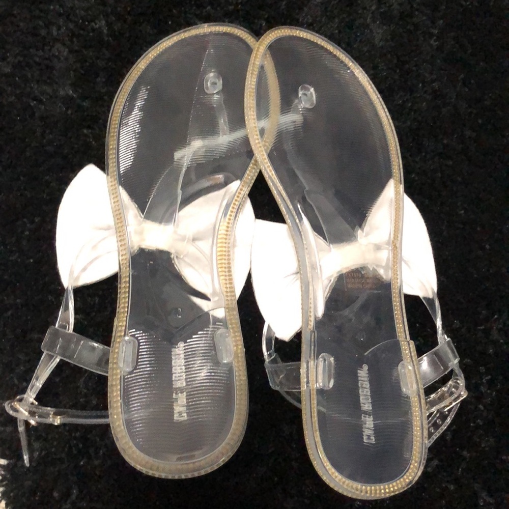 Bling Bow Sandals - Picture 5 of 5